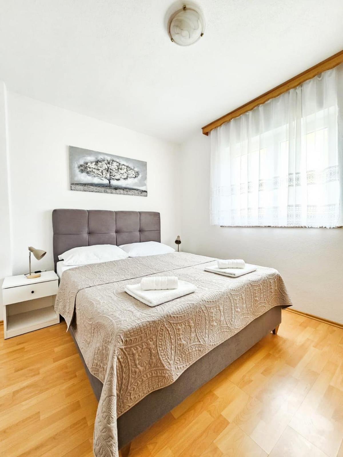 Apartments Karalic Ll Crikvenica Ngoại thất bức ảnh